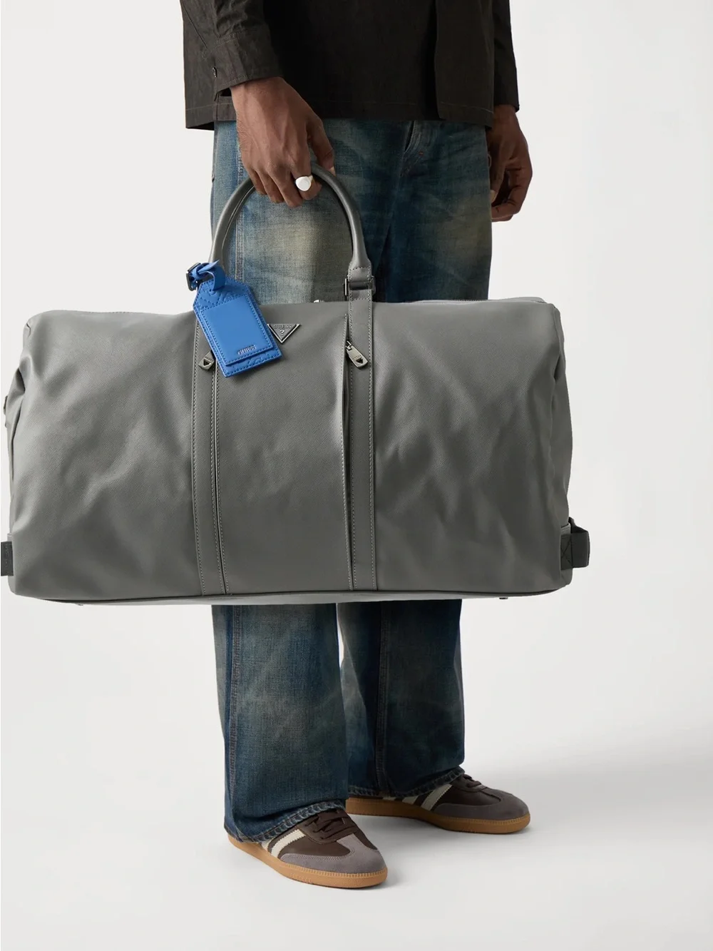 NEW GUESS Logo Pisa Double Zip Weekender Duffel Bag in Gray